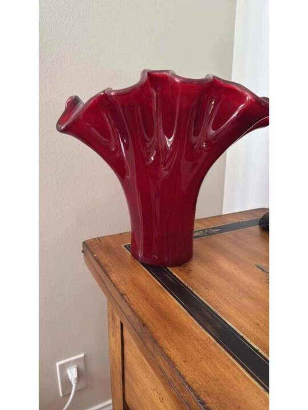 Red murano Ruffled Art Glass Handkerchief Vase